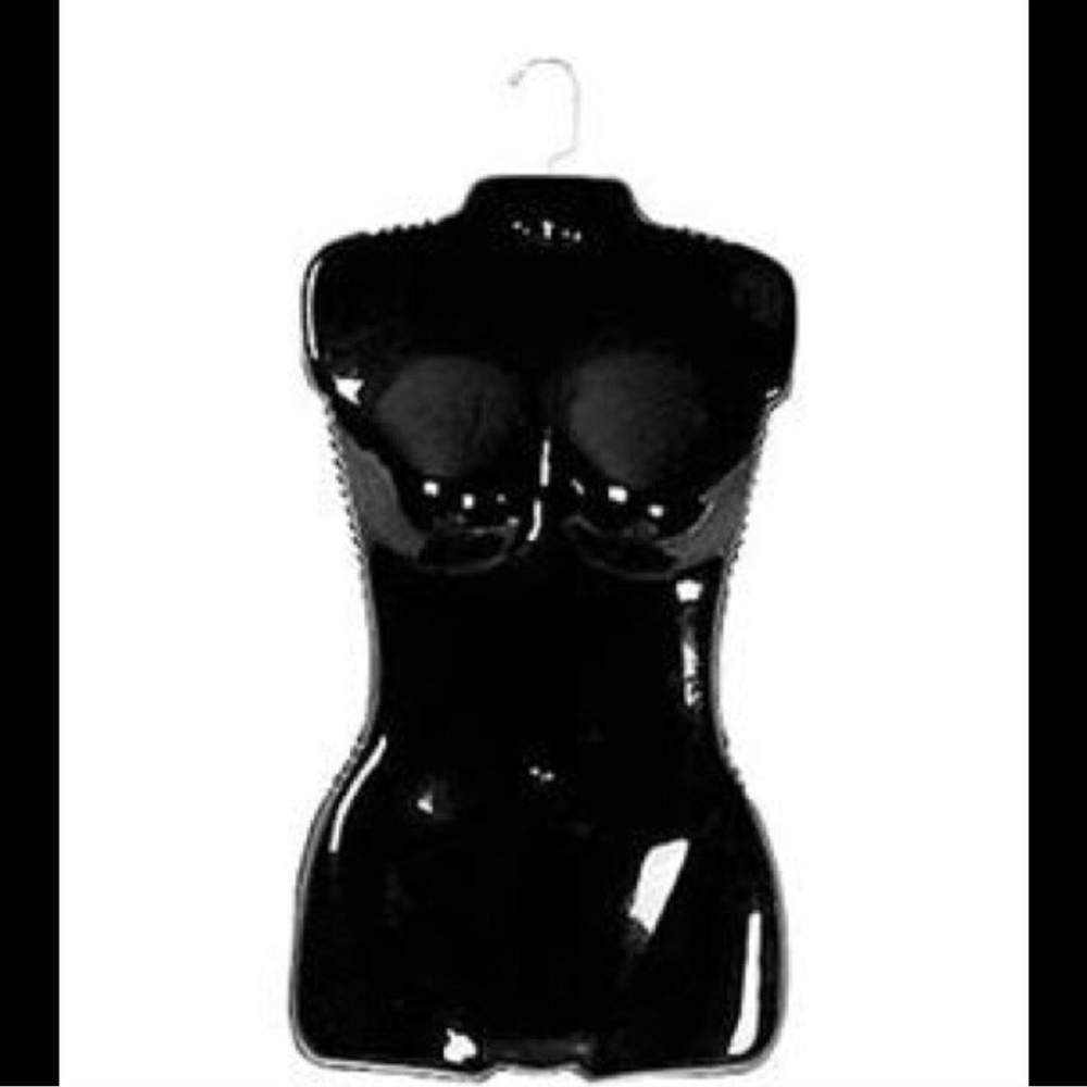 Plastic women’s torso